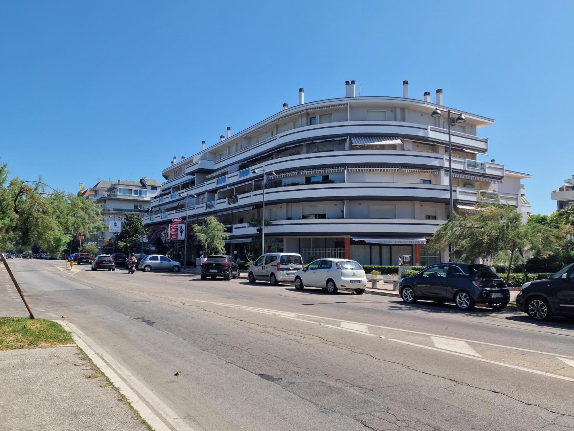 Tramonti Apartments Pescara Exterior foto