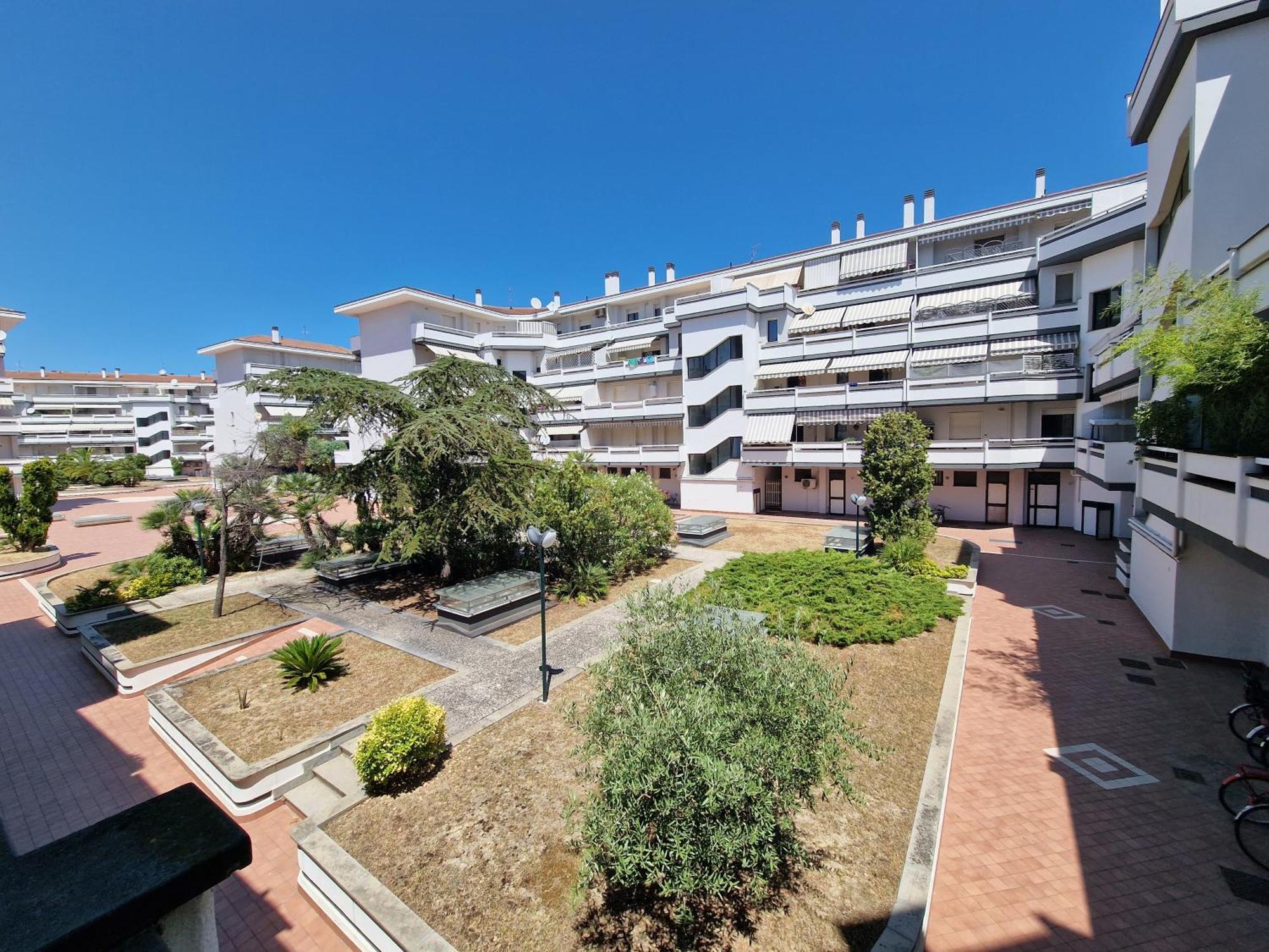 Tramonti Apartments Pescara Exterior foto
